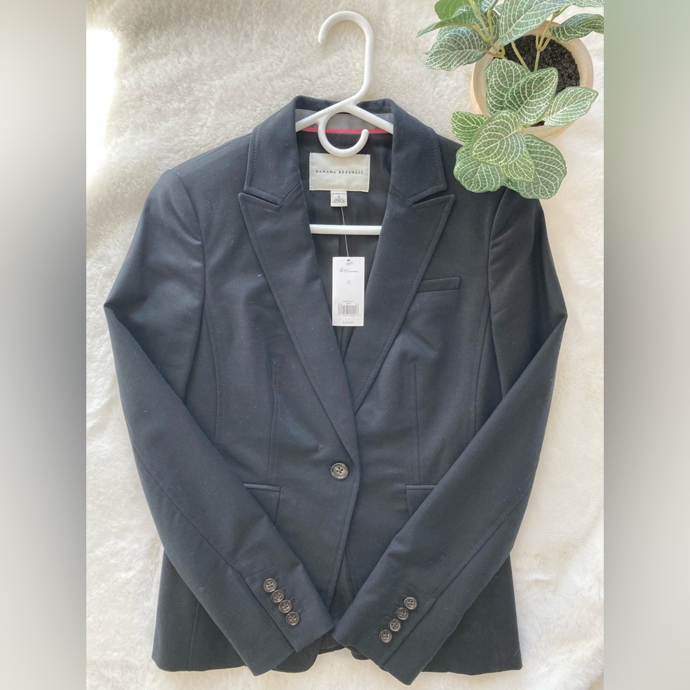 NWT Banana Republic Women’s Black Stretch Blazer